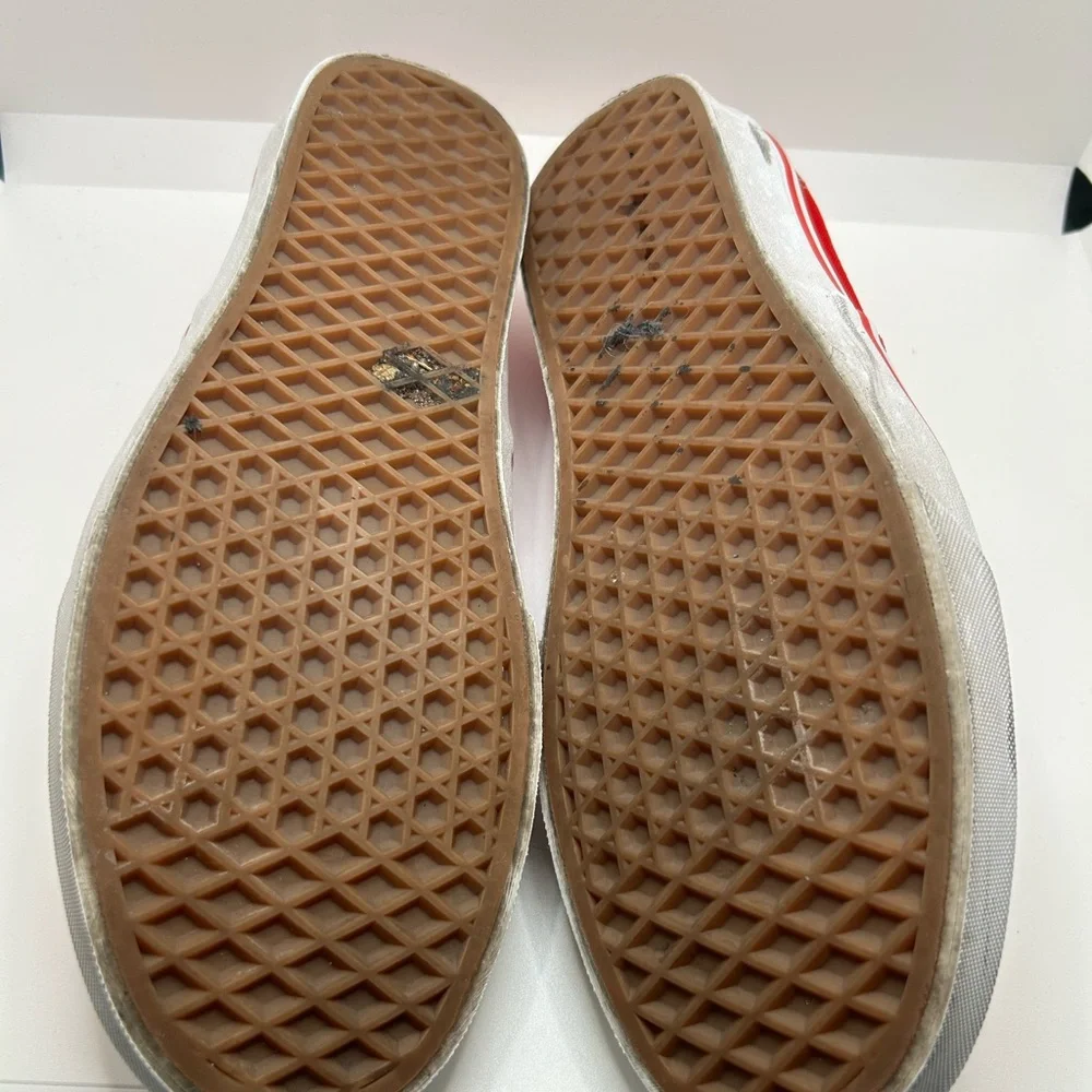 Vans - Picture 7 of 8